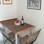 Zest Apartament *