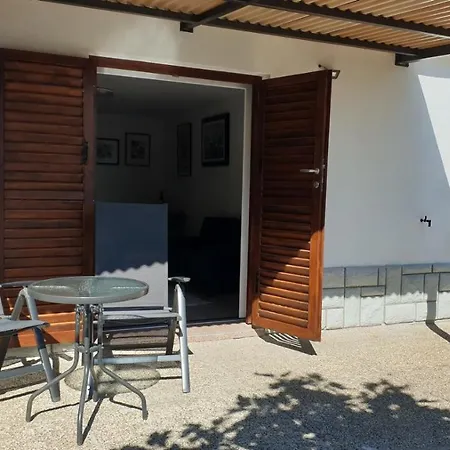 Zest Apartment